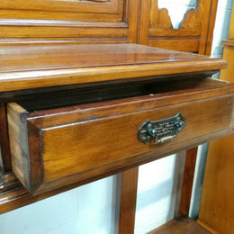 Australian Federation Hallstand