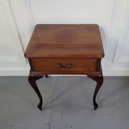 Vintage Mahogany single drawer cabriole leg bedside table. It has been sourced from locally and is in good original detailed condition.