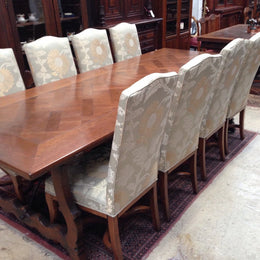 Set Of 8 French Provincial Style Chairs