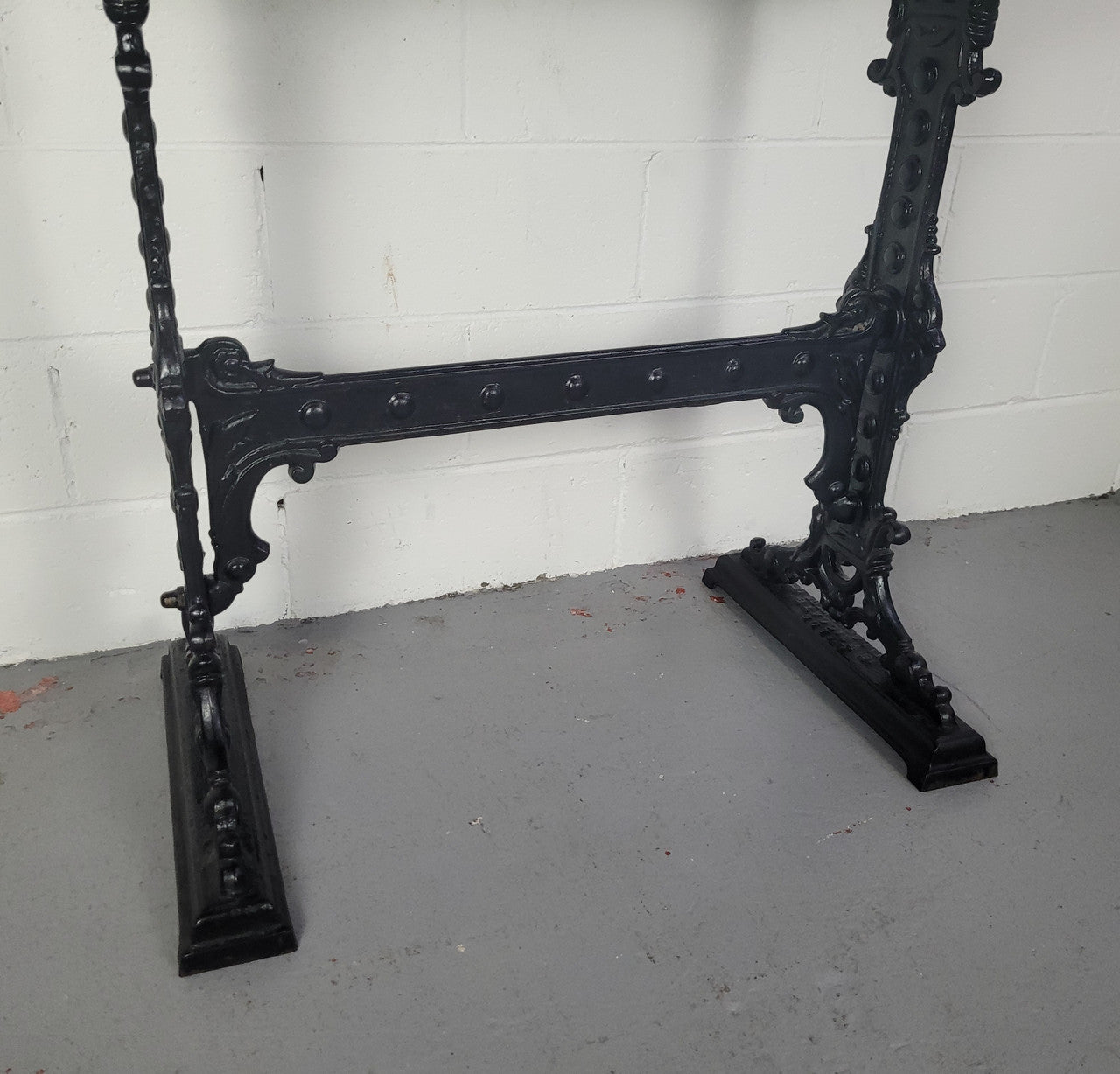 Late Victorian English Mahogany & Cast Iron Base Pub Table | Antique & Vintage | Moonee Ponds Antiques | Australia Wide Delivery