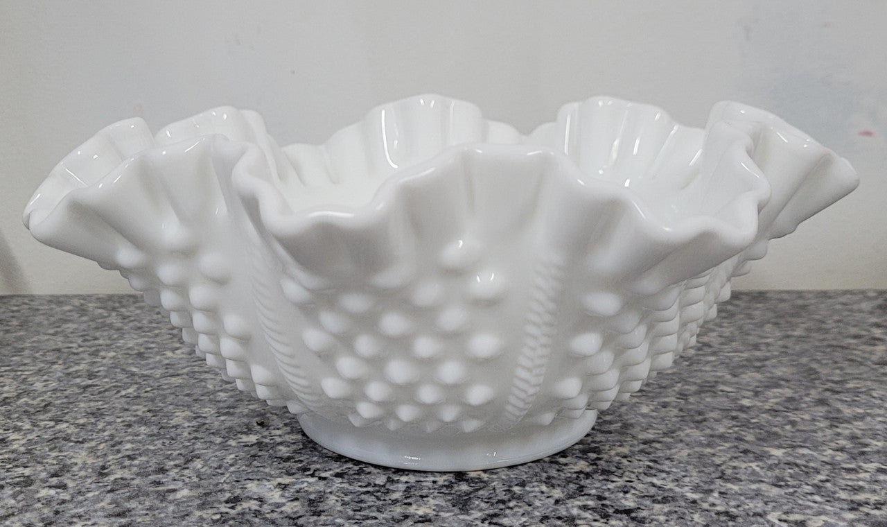 Charming frilled edge “Fenton” milk glass bowl. It is in good original condition, please view photos as they help form part of the description.