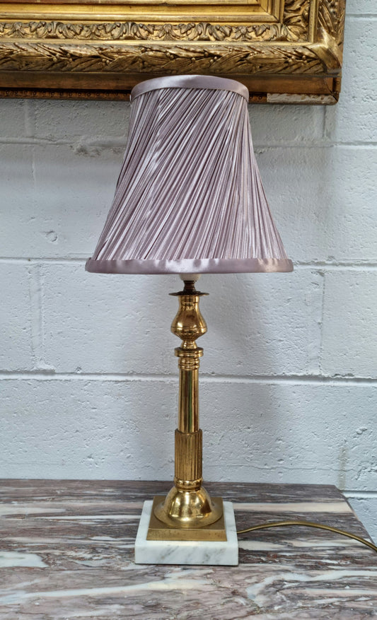 Lovely Vintage marble and brass table lamp, it is in good original working condition.