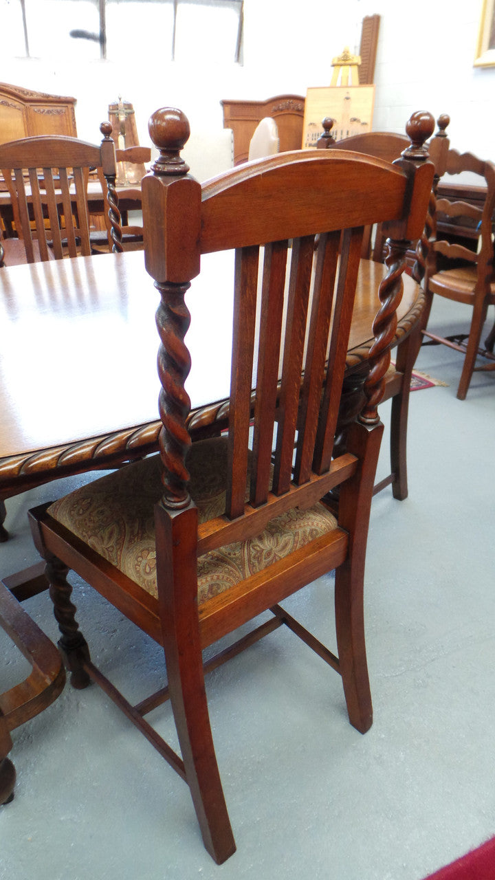 Beautiful Antique Jacobean Oak Dining Table And Chairs