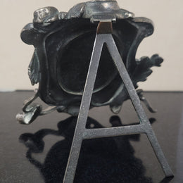 Stunning Late Victorian Art Nouveau picture frame. It is in good original condition, please view photos as they help form part of the description.