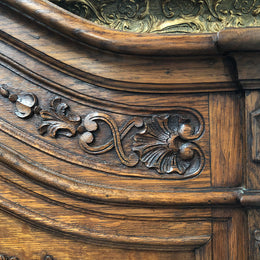 Antique French Oak Louis XV style mantle/trumeau mirror. It has its original mirror and is in good original detailed condition.