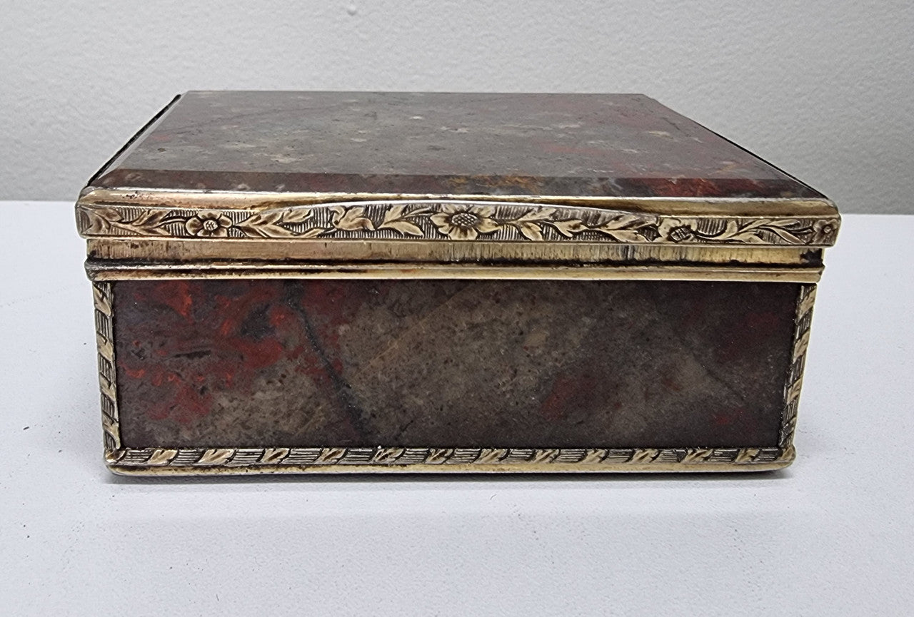Rare & Beautiful 18th Century Silver Gilt & Red Moss Agate Trinket Box