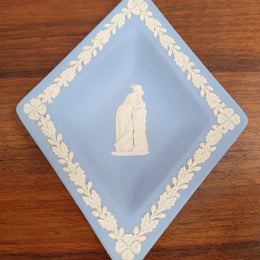 Wedgwood blue and white diamond shaped pin dish. It is in good original condition with no chips or cracks and it has been sourced locally. Please view photos as they help form part of the description.