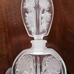 Charming Intaglio Glass Vintage Perfume Bottle and Stopper.