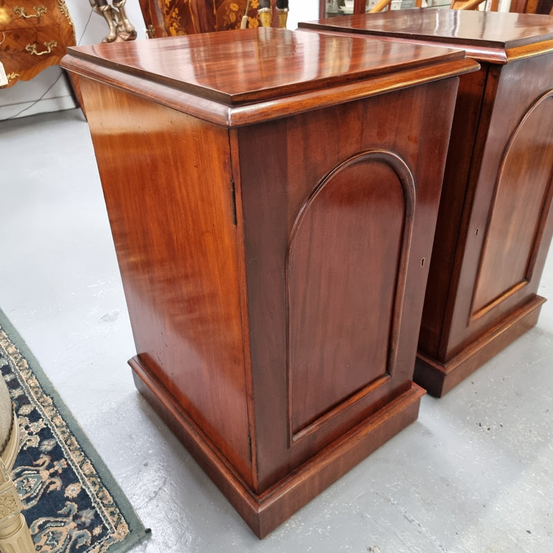Unique pair of Victorian mahogany bedsides with one fixed shelf. Sourced locally and in good original detailed condition.