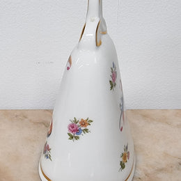 “Royal Tara” Ireland China decorated bell. It is in good original condition, please view photos as they help form part of the description.