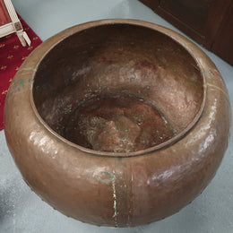Rare & unique huge Antique copper cauldron and is stamped Melbourne. This cauldron originally would of been used to make chocolate. This would make an ideal gardern feature piece as a planter or as a fountain.