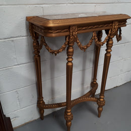 Antique French 19th century Louis XVI style inset marble top & giltwood console table. In good condition. Circa 1880