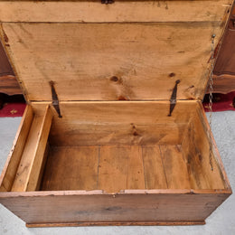 Pine Trunk-Blanket Box