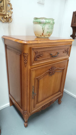 French Louis XV style cabinet | Antique & Vintage | Moonee Ponds Antiques | Australia Wide Delivery