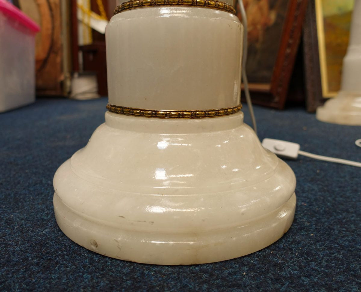 Vintage Italian Alabaster Pedestal With Urn Lamp