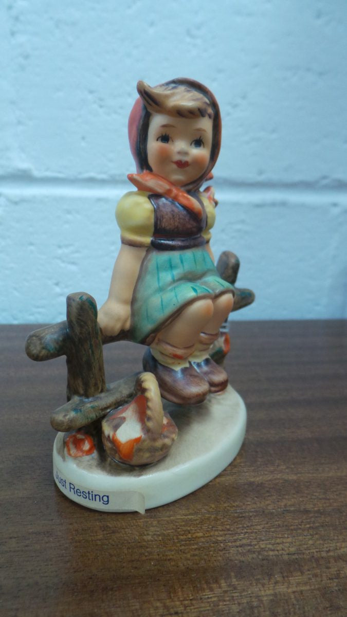 A beautiful Goebel German collectable figurine, called "just resting" in very good original condition.