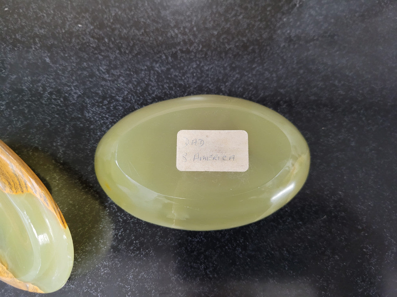 Stunning Vintage onyx marble trinket box and lid. It is in good original condition, please view photos as they help form part of the description.