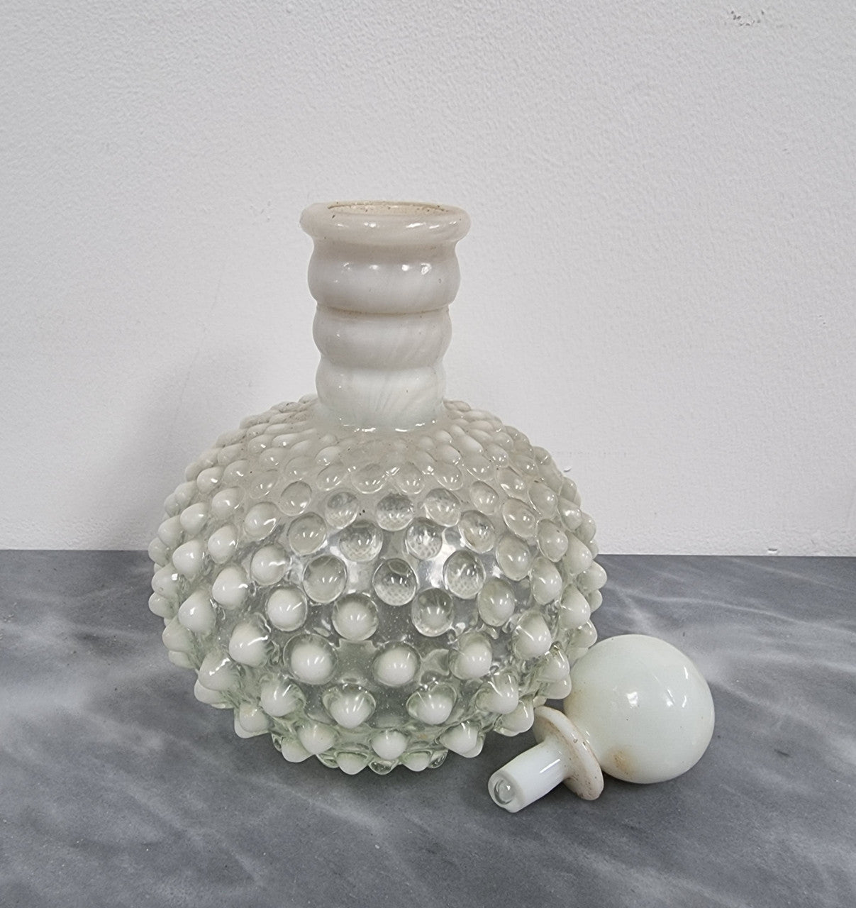 Art Deco Style Vintage Opalescent Perfume Bottle Stopper