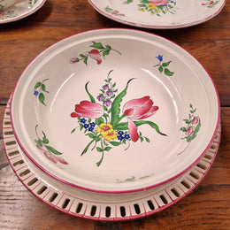 A pretty French table setting made in France called Luneville. It consists of plates, cups, saucers, tea pot, milk jug, sugar bowl, tureens and cake plates a total of 53 pieces. Please view photos as they help form part of the descriptions.