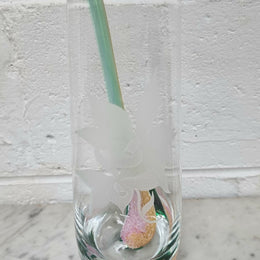 Beautiful etched decorative vase, handcrafted in Scotland and in good condition with original sticker.