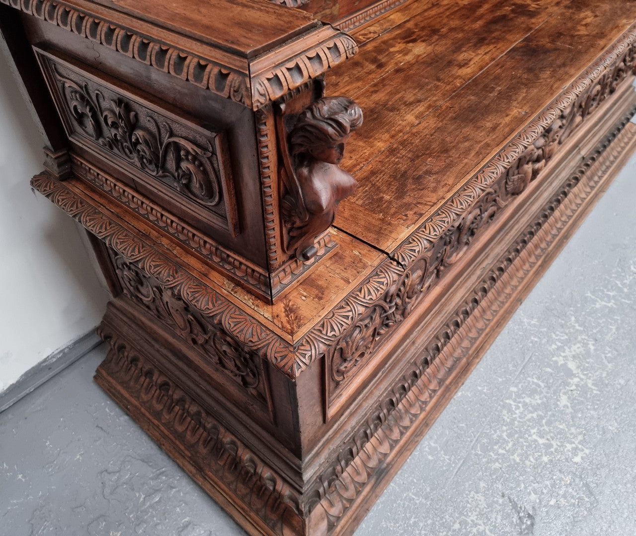 18th Century Carved Italian Renaissance Style Hall Seat | Antique & Vintage | Moonee Ponds Antiques | Australia Wide Delivery