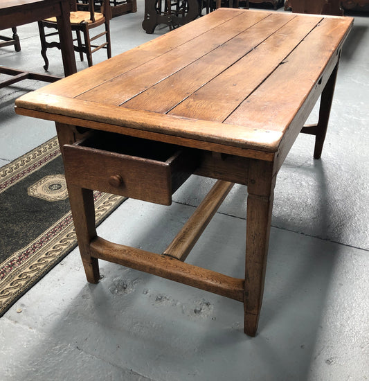 Beautiful rustic 19th century French oak farmhouse extension table.It has two pull out extension leaves that extend the table to 290 cm long. It also a single drawer for storage and is in good original detailed condition.