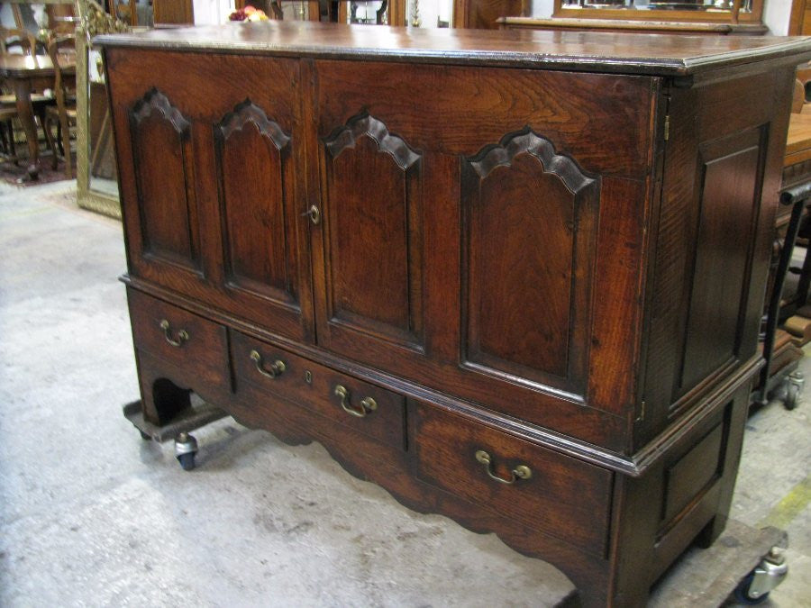 Antique Georgian Mule Chest