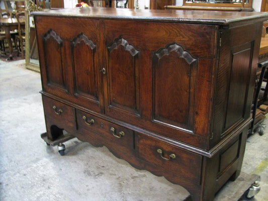 Antique Georgian Mule Chest
