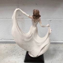 Vintage Giuseppe Armani figurine 1462F. “I Could’ve Danced All-night”. New in Original Packaging.