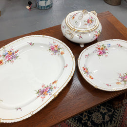 Royal Crown Darby Serving Set Two Plates & Tureen For Sale At Moonee Ponds Antiques