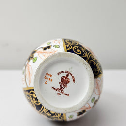Royal Crown Derby Vase in good original condition. Please see photos as they form part of the description.