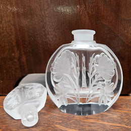 Charming Intaglio Glass Vintage Perfume Bottle and Stopper.