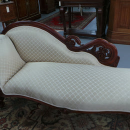 Beautiful Victorian Cedar Chaise Lounge