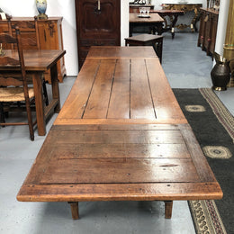 Beautiful rustic 19th century French oak farmhouse extension table.It has two pull out extension leaves that extend the table to 290 cm long. It also a single drawer for storage and is in good original detailed condition.