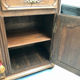 Lovely Antique late 18th century sideboard