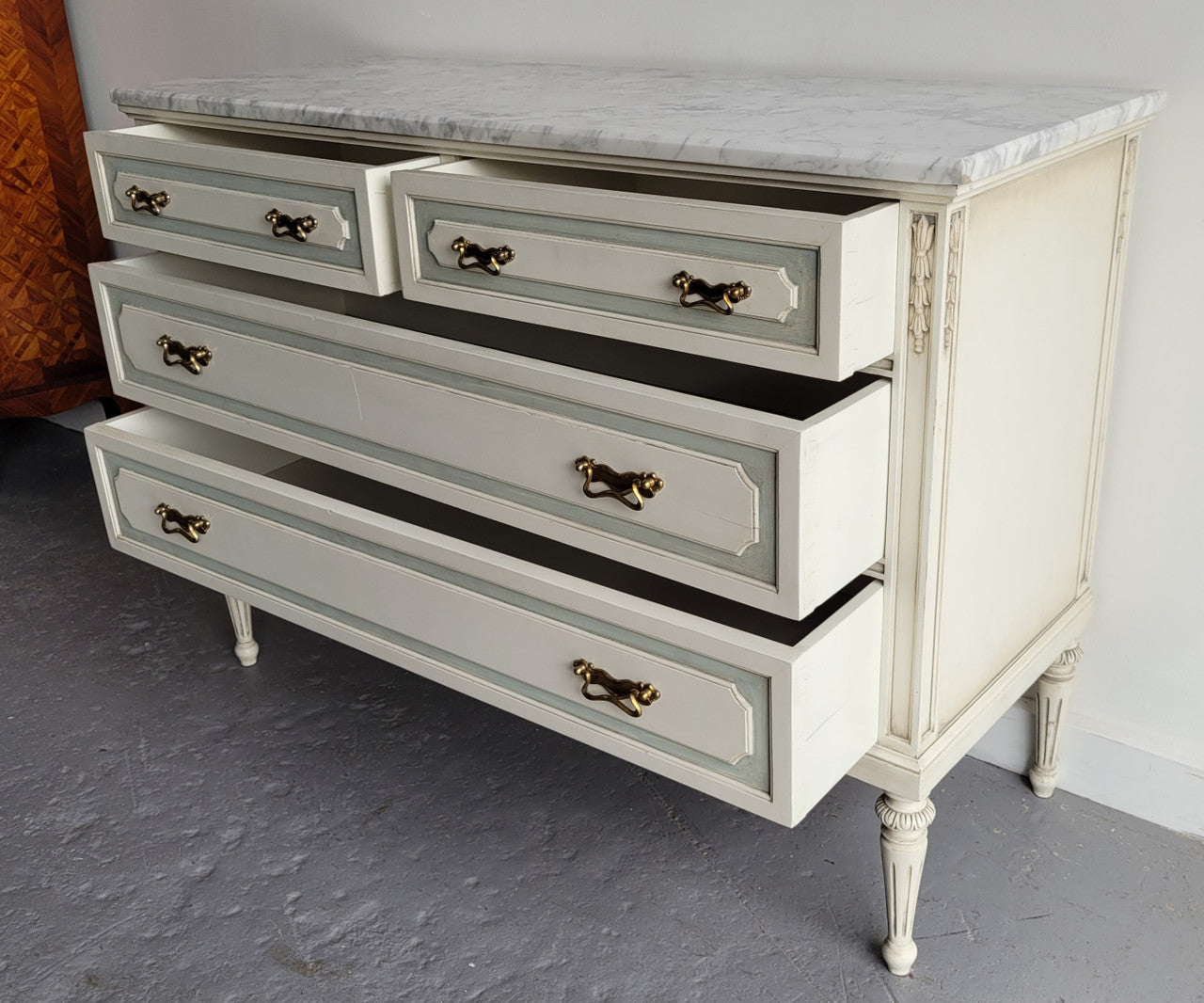 Charming Vintage French Louis 16th style original chalk painted chest of four drawers. It has been sourced from France and in good original condition.