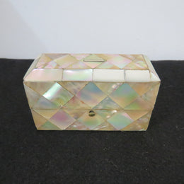 Very Rare Victorian Mother Of Pearl Ladies Travelling Vanity Set