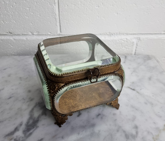 Antique French beveled glass vitrine casket "large size". In good original condition, please view photos as they help form part of the description.