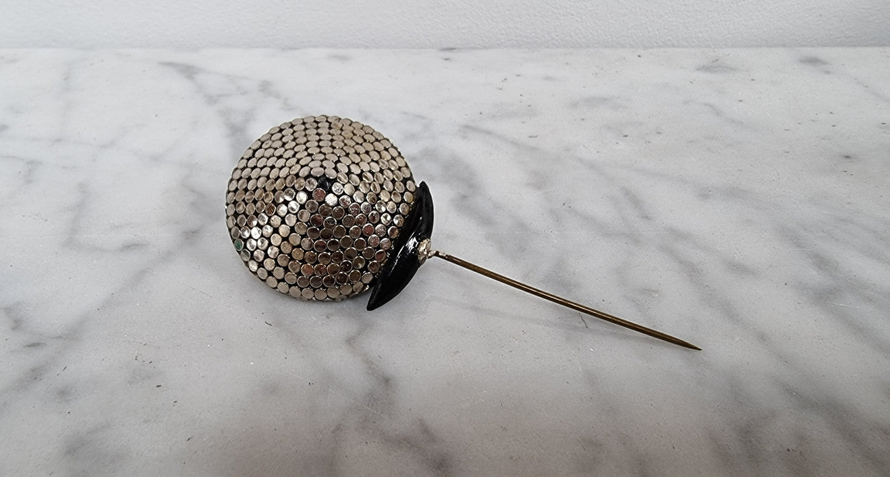 Art Deco Black & Silver Hat Pin