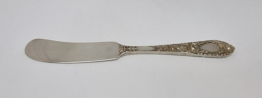 Very decorative American Kirk and Sons sterling silver butter knife in good original condition.