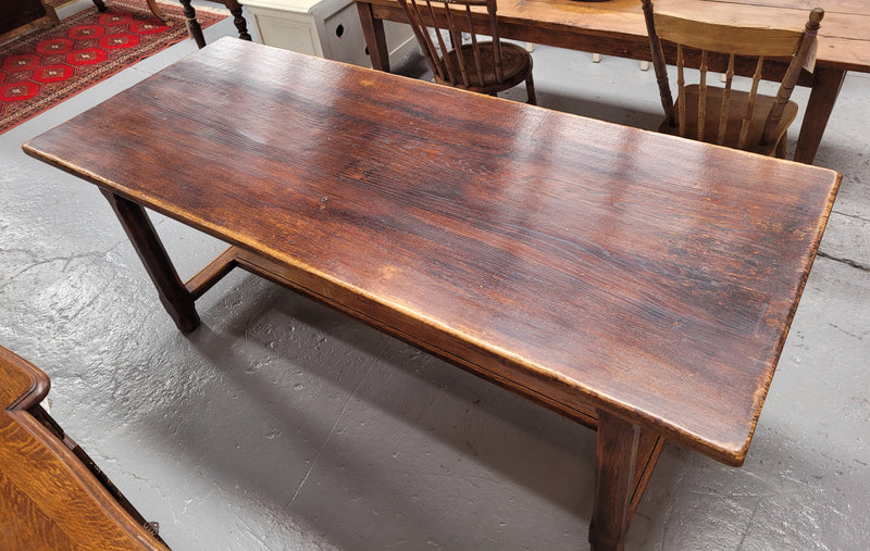 French oak stretcher base refectory table. It has been sourced from France and is in good original condition. Please see pictures to form part of the description.