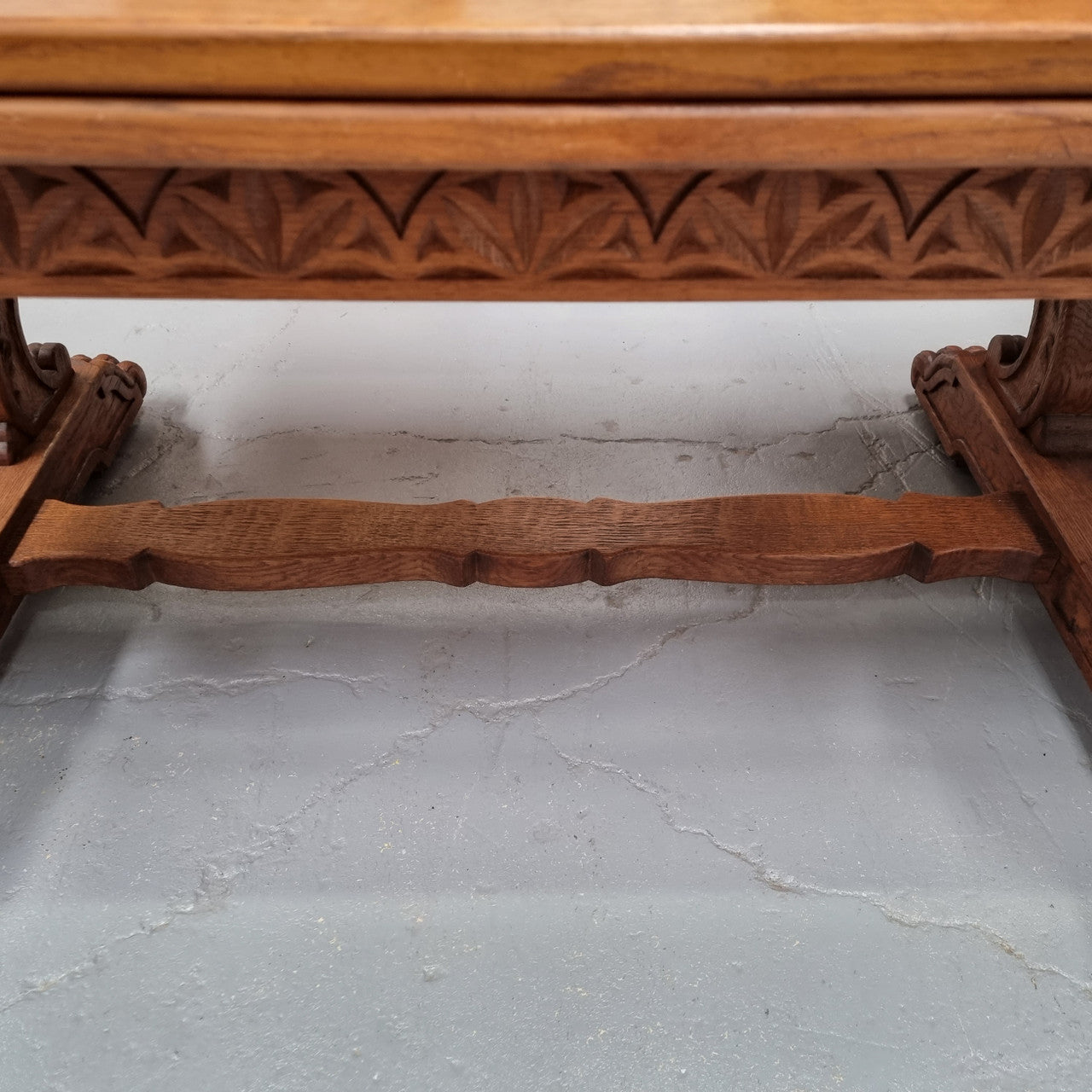 Amazing French Oak Renaissance style parquetry top extension table. Beautiful parquetry top and amazing detailed carvings on the legs. It extends to 306 cm long when fully extended. Sourced from France and in good original detailed condition.