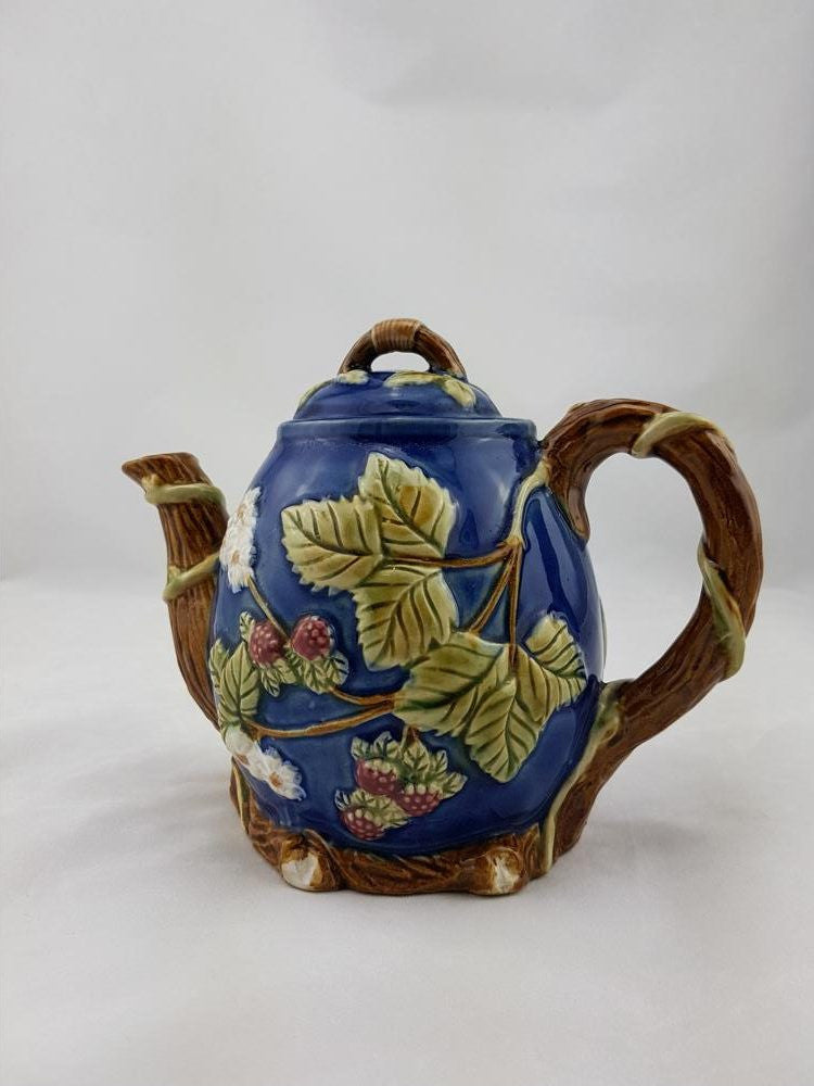 Victorian Majolica Teapot | Antique & Vintage | Moonee Ponds Antiques | Australia Wide Delivery