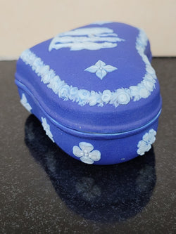 Antique Wedgwood Heart Shaped Covered Trinket Box | Antique & Vintage | Moonee Ponds Antiques | Australia Wide Delivery