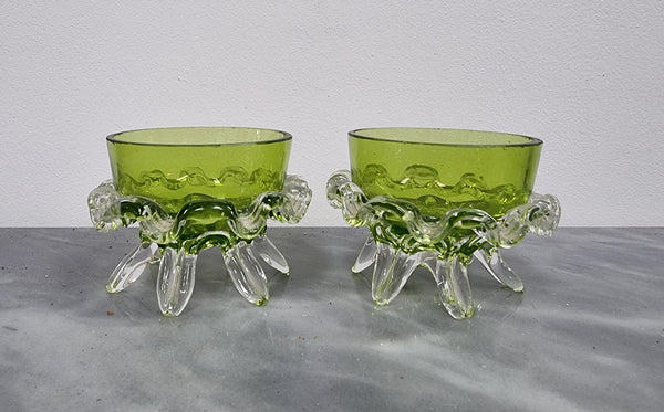 Lovely pair of Victorian green glass open salt bowls with clear frilled edging. In good original condition.