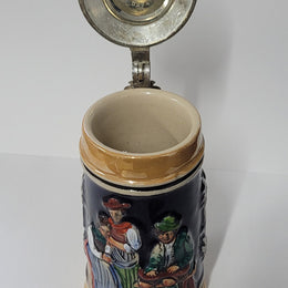 Small Vintage German beer stein marked made in the federal republic of Germany underneath. It is in good original condition, please view photos as they help form part of the description.