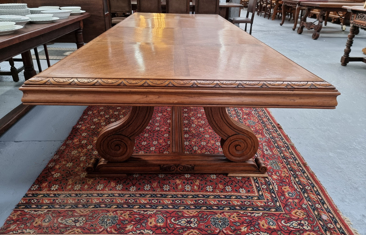 Beautiful Spanish style Oak dining table with a lovely carved border. Sourced in France and in good original detailed condition.