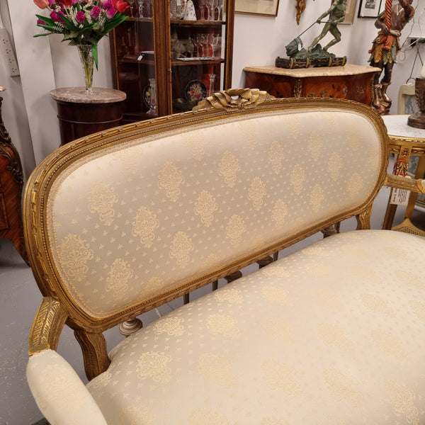 French Louis XVI style salon lounge suite with amazing like new upholstery. In good original condition and with like new fabric upholstery with very little sign of use. Please request more photos if required as they help form part of the description.