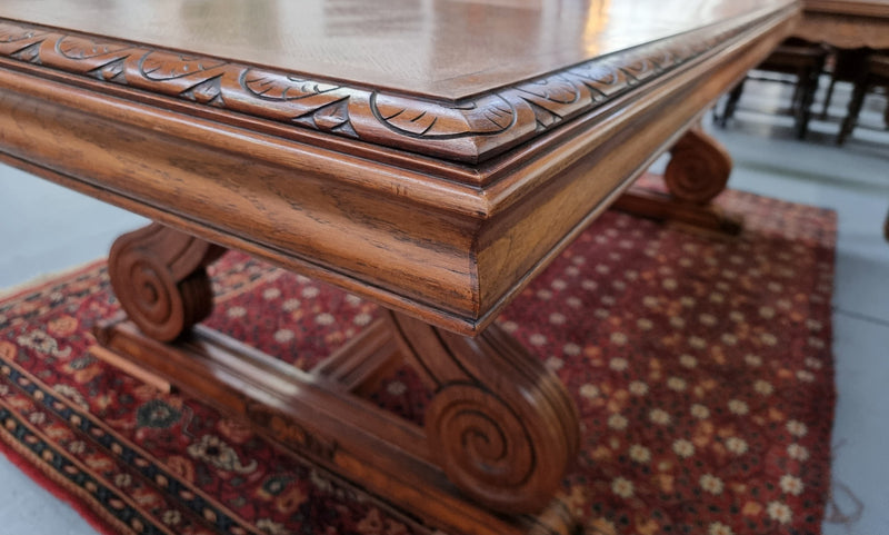 Beautiful Spanish style Oak dining table with a lovely carved border. Sourced in France and in good original detailed condition.