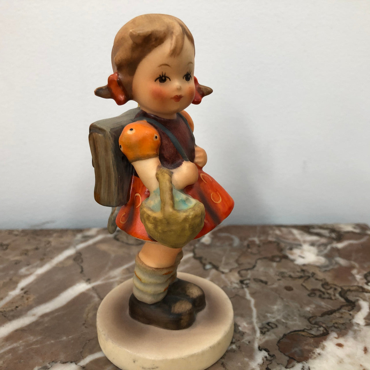 Vintage Hummel Figurine 81 2-0 School Girl Figurine